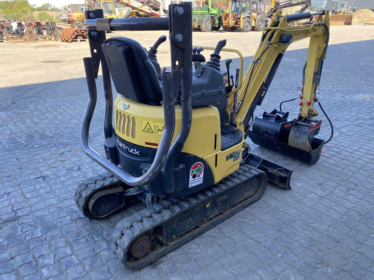 Yanmar VIO12 - Mini excavator: picture 4 Yanmar VIO12 - Mini excavator: picture 4