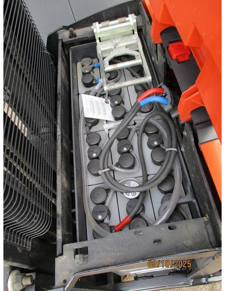 Pallet truck BT SWE140: picture 12