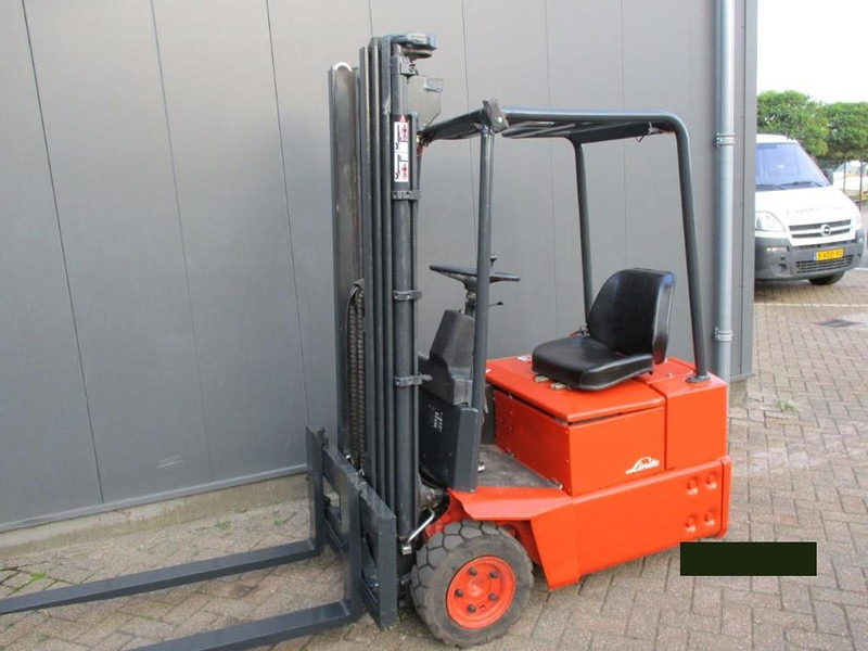 Linde E12 - Electric forklift: picture 2 Linde E12 - Electric forklift: picture 2