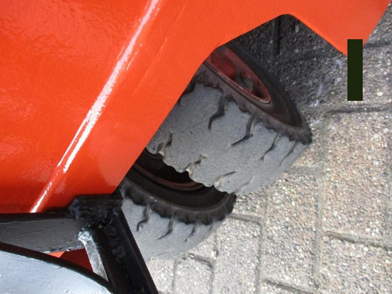 Linde E12 - Electric forklift: picture 5 Linde E12 - Electric forklift: picture 5