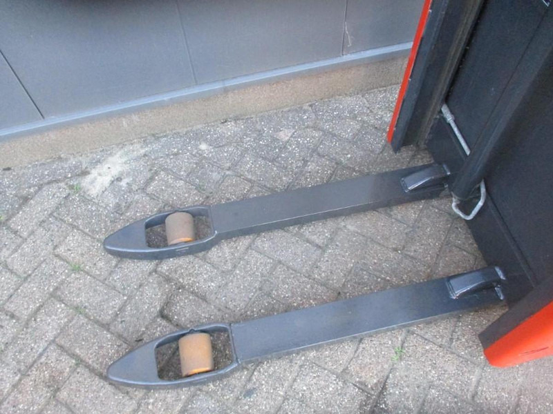 Linde L 10 - Stacker: picture 5 Linde L 10 - Stacker: picture 5