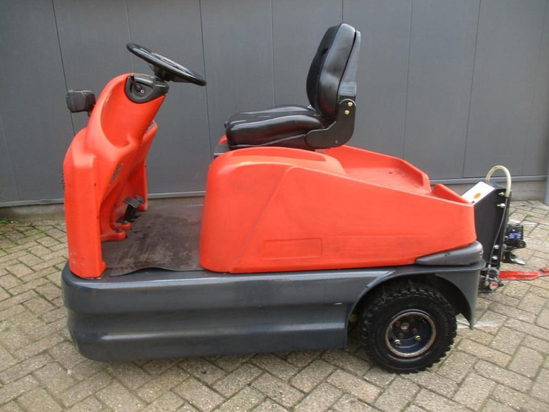 Linde P 60 - Tow tractor: picture 1 Linde P 60 - Tow tractor: picture 1