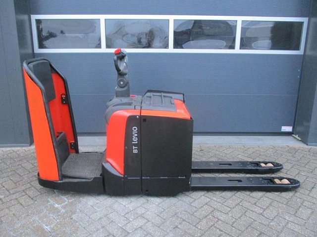 Toyota LPE 250 - Pallet truck: picture 1 Toyota LPE 250 - Pallet truck: picture 1