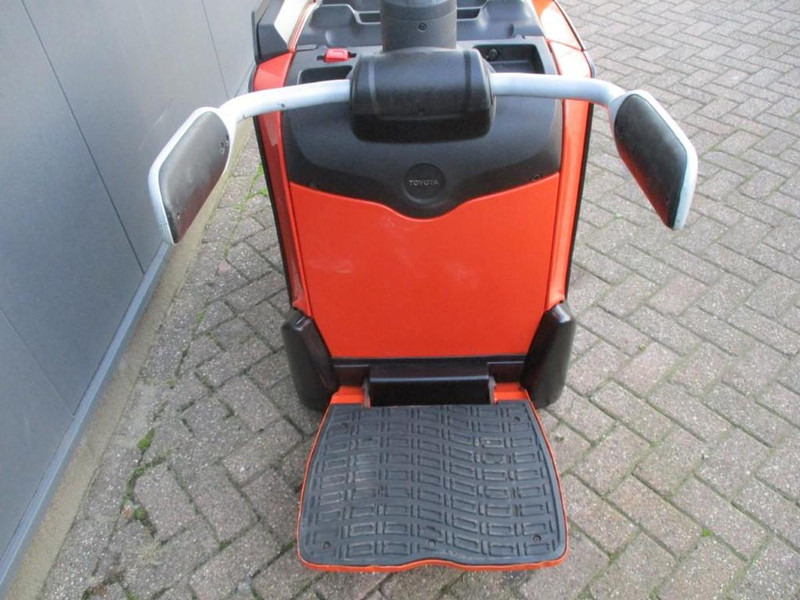 Toyota LPE250 - Pallet truck: picture 5 Toyota LPE250 - Pallet truck: picture 5