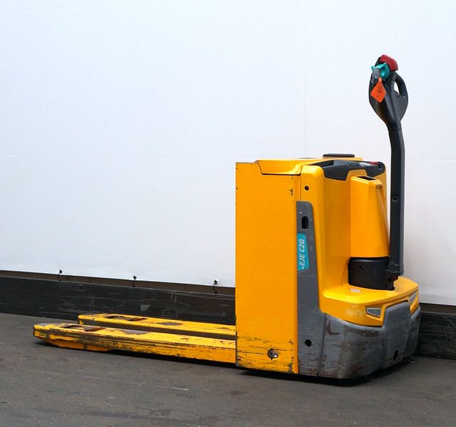 Jungheinrich EJE C20 - Pallet truck: picture 2 Jungheinrich EJE C20 - Pallet truck: picture 2