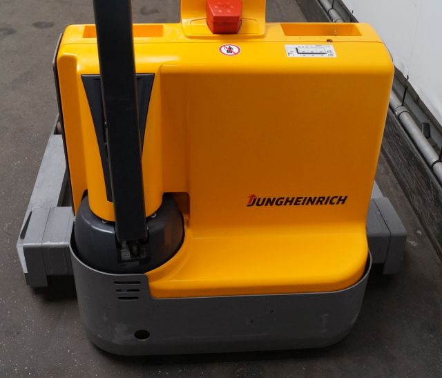 Jungheinrich EMC B10 - Stacker: picture 3 Jungheinrich EMC B10 - Stacker: picture 3