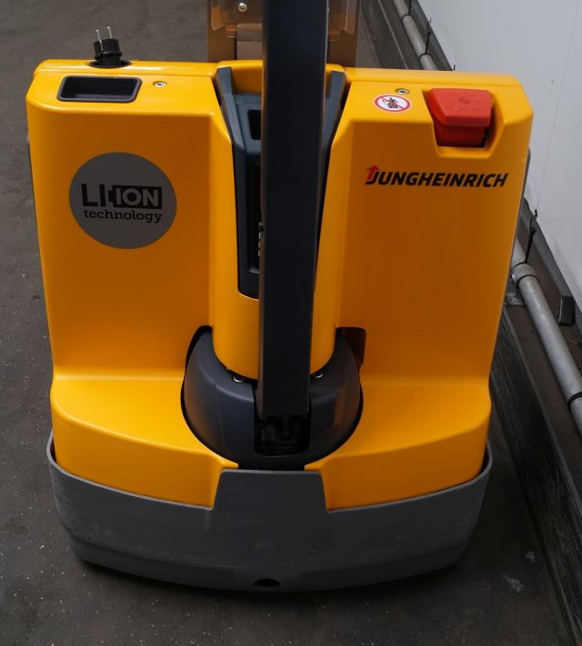 Jungheinrich EMD115i - Stacker: picture 3 Jungheinrich EMD115i - Stacker: picture 3