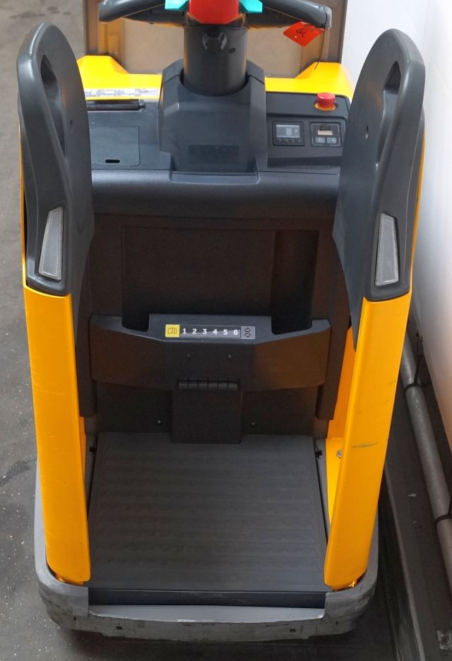 Jungheinrich ERD220 - Stacker: picture 3 Jungheinrich ERD220 - Stacker: picture 3