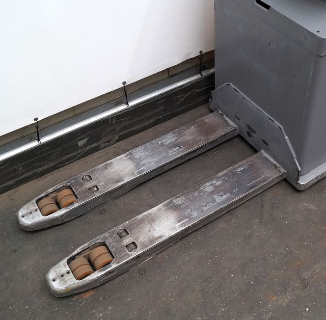 Jungheinrich ESE120 - Pallet truck: picture 3 Jungheinrich ESE120 - Pallet truck: picture 3