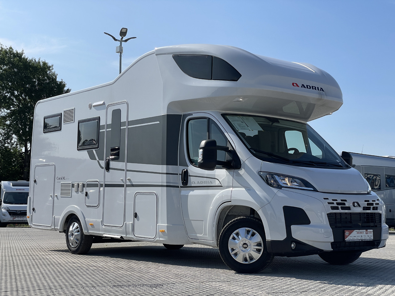 ADRIA Coral XL 600 DP *Modell 2025* - Alcove motorhome: picture 1 ADRIA Coral XL 600 DP *Modell 2025* - Alcove motorhome: picture 1