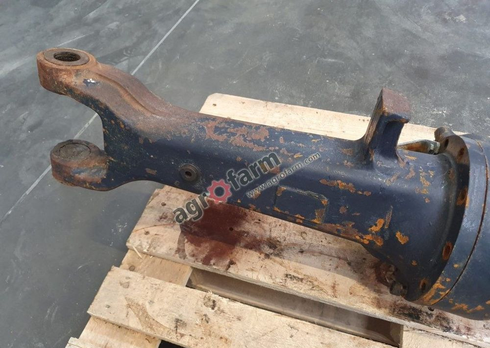 OBUDOWA MOSTU DEUTZ DX 4.10 4.30 4.50 10178 - Transmission: picture 4 OBUDOWA MOSTU DEUTZ DX 4.10 4.30 4.50 10178 - Transmission: picture 4