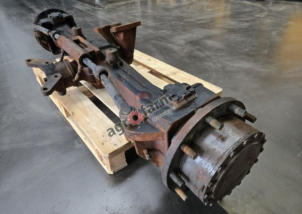 Przedni most Massey Ferguson 6180, 6170, 6270 - Transmission: picture 1 Przedni most Massey Ferguson 6180, 6170, 6270 - Transmission: picture 1