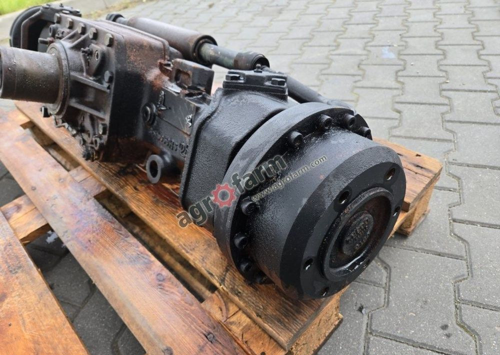Przedni most Mccormick F - Transmission: picture 2 Przedni most Mccormick F - Transmission: picture 2