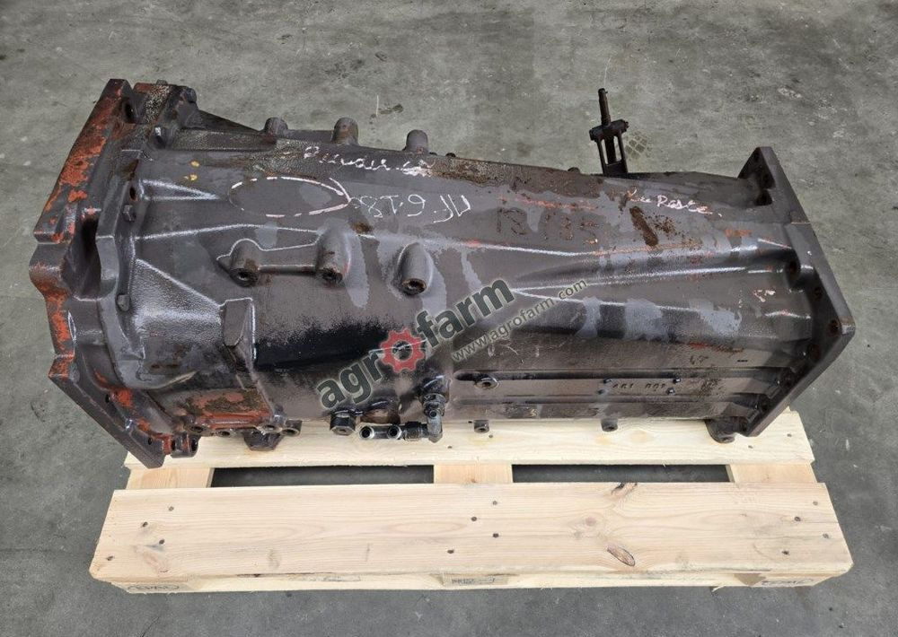 Skrzynia biegów Massey Ferguson 6180, Dynashift - Gearbox: picture 3 Skrzynia biegów Massey Ferguson 6180, Dynashift - Gearbox: picture 3