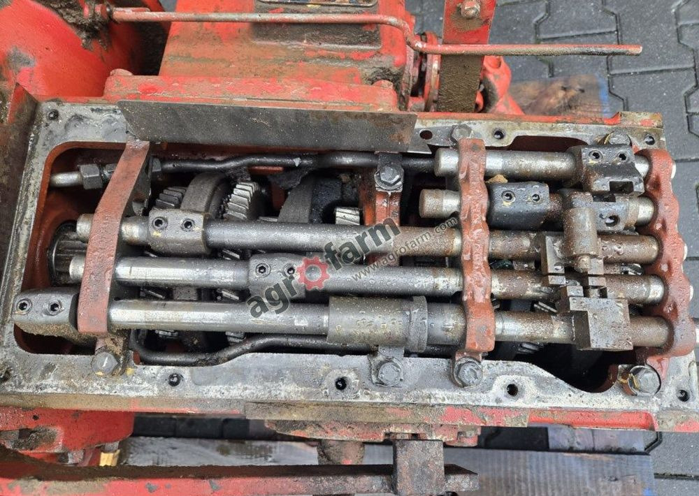 Skrzynia biegów, tylny most Case 1255 XL - Gearbox: picture 3 Skrzynia biegów, tylny most Case 1255 XL - Gearbox: picture 3