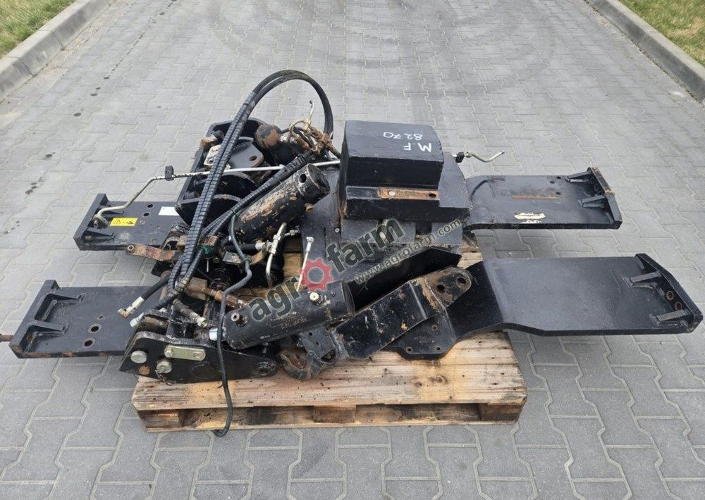 TUZ, przedni podnośnik, Massey Ferguson 8270 - Body and exterior for Farm tractor: picture 4 TUZ, przedni podnośnik, Massey Ferguson 8270 - Body and exterior for Farm tractor: picture 4