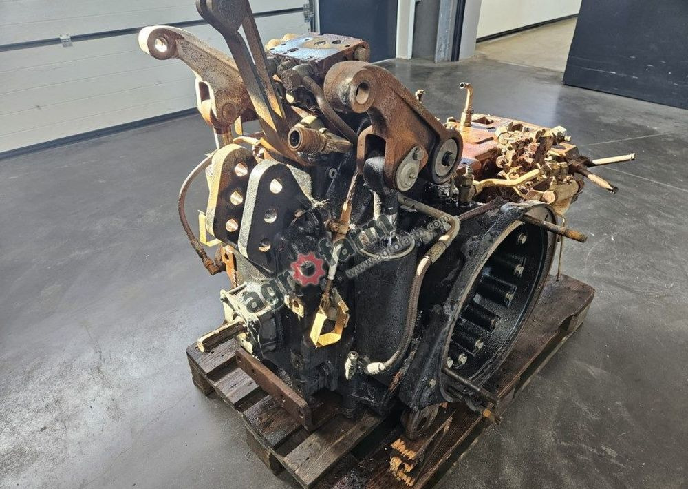 TYLNY MOST CASE PUMA 150 47963249 - Gearbox: picture 3 TYLNY MOST CASE PUMA 150 47963249 - Gearbox: picture 3