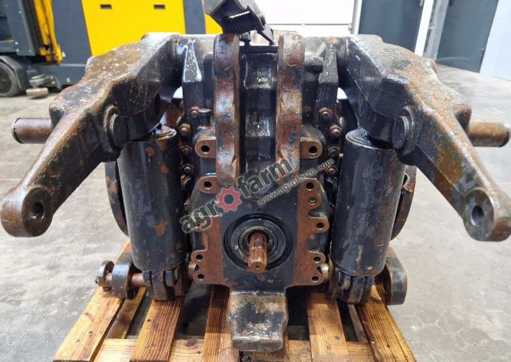 Tylny most Valtra 6400 - Gearbox: picture 3 Tylny most Valtra 6400 - Gearbox: picture 3
