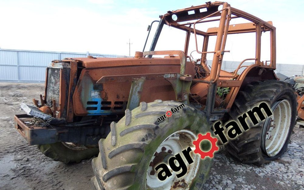 Gearbox for Agricultural machinery Valtra części 6300 6200 6400 skrzynia silnik most zawór blok głowica zwolnica obudowa wał zwrotnica: picture 1