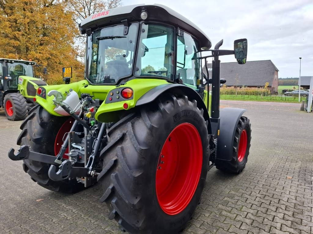 Claas Arion 410 - Farm tractor: picture 4 Claas Arion 410 - Farm tractor: picture 4