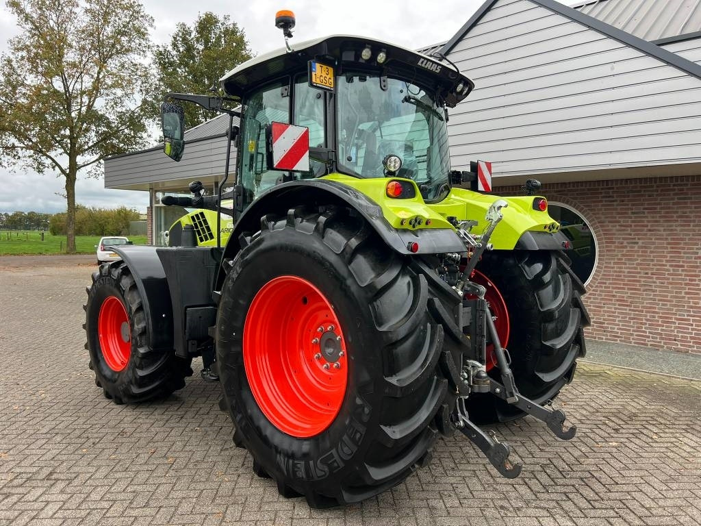 Claas Arion 630 CIS+ CMATIC - Farm tractor: picture 3 Claas Arion 630 CIS+ CMATIC - Farm tractor: picture 3