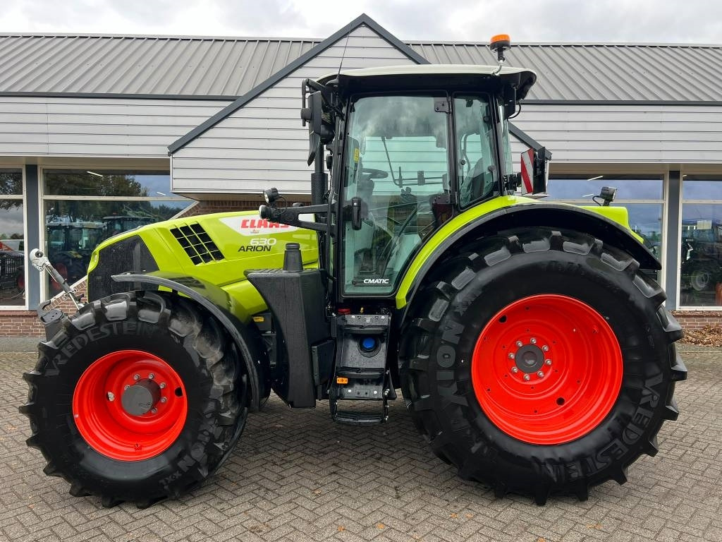 Claas Arion 630 CIS+ CMATIC - Farm tractor: picture 2 Claas Arion 630 CIS+ CMATIC - Farm tractor: picture 2