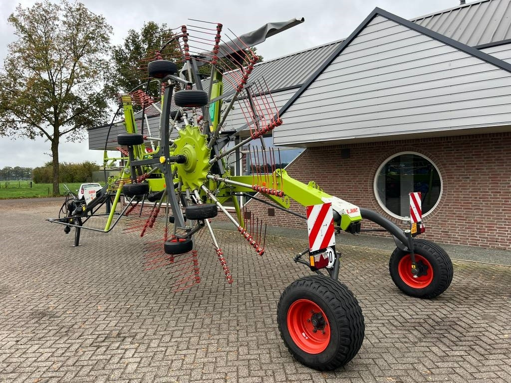 Claas Liner 1900 - Tedder/ Rake: picture 3 Claas Liner 1900 - Tedder/ Rake: picture 3