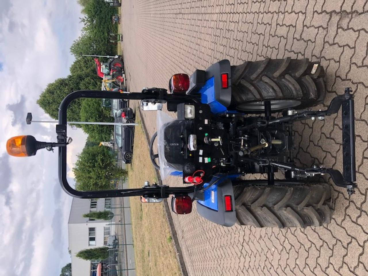 Solis 26 6+2 - Farm tractor: picture 4 Solis 26 6+2 - Farm tractor: picture 4