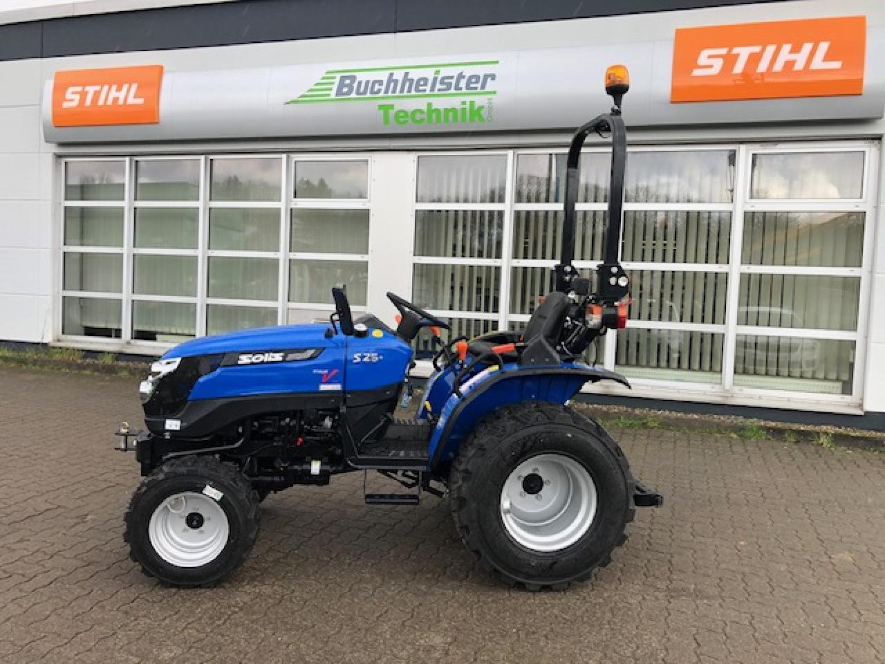 Solis 26 6+2 Seitenschalter - Farm tractor: picture 2 Solis 26 6+2 Seitenschalter - Farm tractor: picture 2