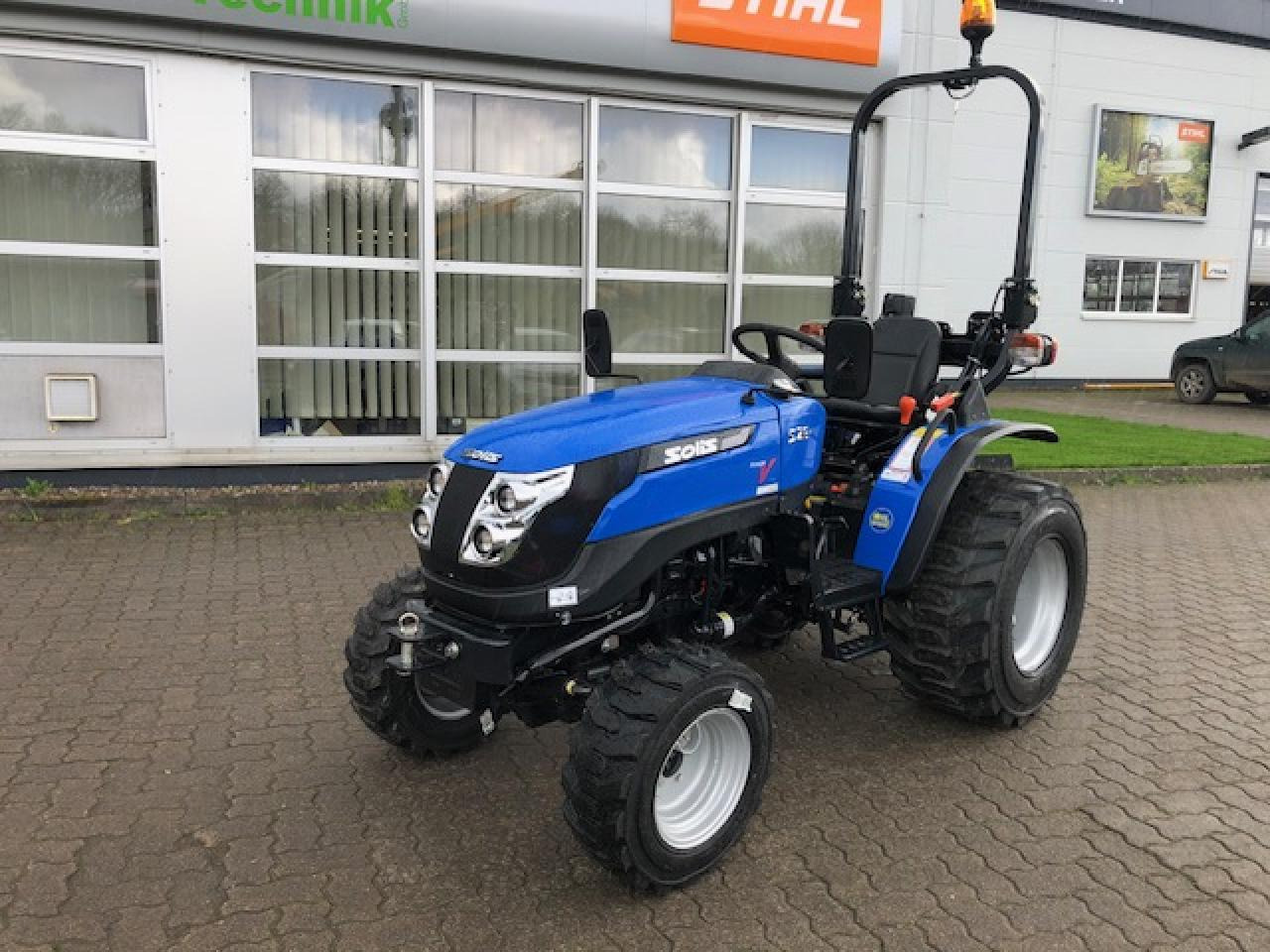 Solis 26+ Seitenschalter - Farm tractor: picture 1 Solis 26+ Seitenschalter - Farm tractor: picture 1