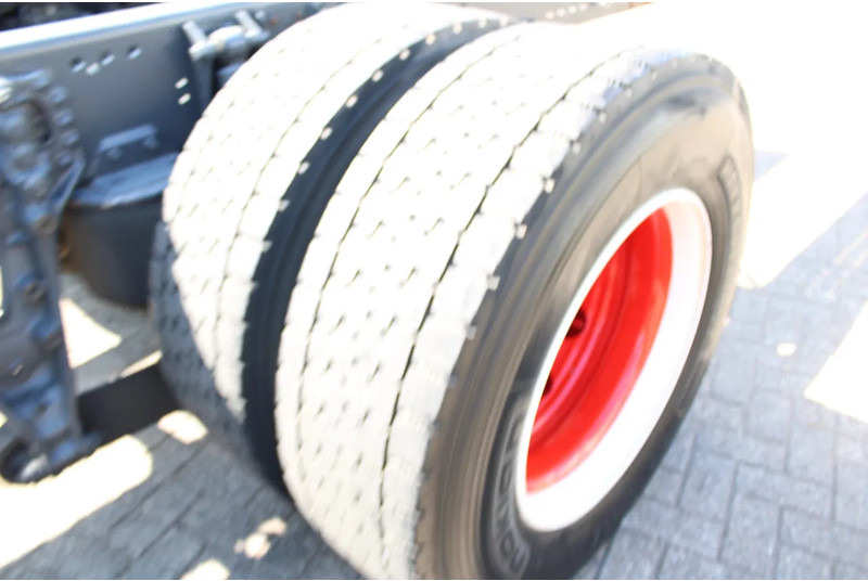 Cab chassis truck DAF CF 370 + euro 6 + ssc + full option: picture 15