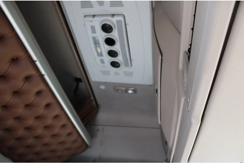 Cab chassis truck DAF CF 370 + euro 6 + ssc + full option: picture 13