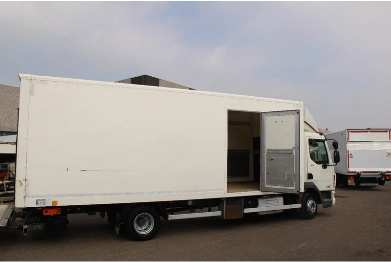 DAF LF 210 + EURO 6 + LIFT - Box truck: picture 4 DAF LF 210 + EURO 6 + LIFT - Box truck: picture 4