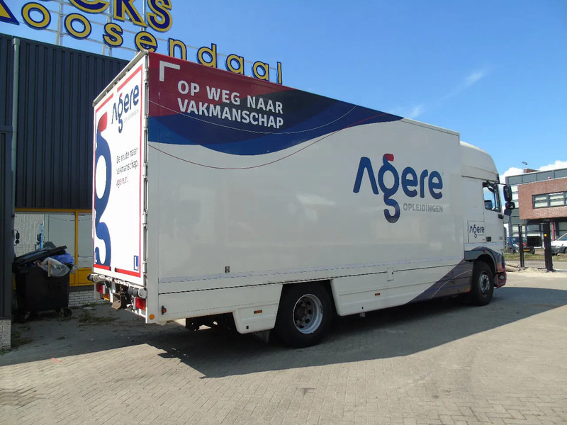 Box truck DAF XF 105 .460 + MANUAL + EURO 5: picture 19 Box truck DAF XF 105 .460 + MANUAL + EURO 5: picture 19