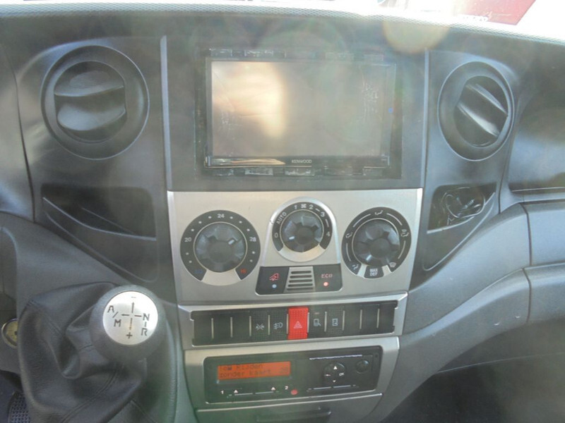 Box van Iveco Daily 40C17 + Euro 5 + Dhollandia Lift + Clickstar: picture 17
