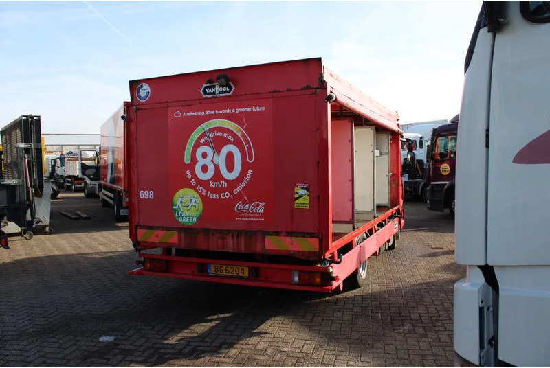 Iveco Eurocargo 100E18 + EURO 5 + LOW KM - Fire truck: picture 5 Iveco Eurocargo 100E18 + EURO 5 + LOW KM - Fire truck: picture 5