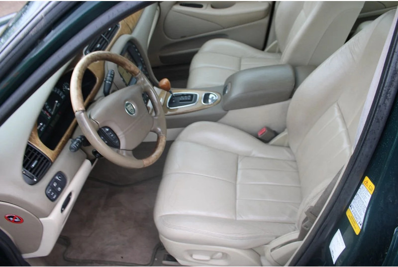 Sedan Jaguar S-TYPE 3.0 V6 EXECUTIVE +EURO 3: picture 14