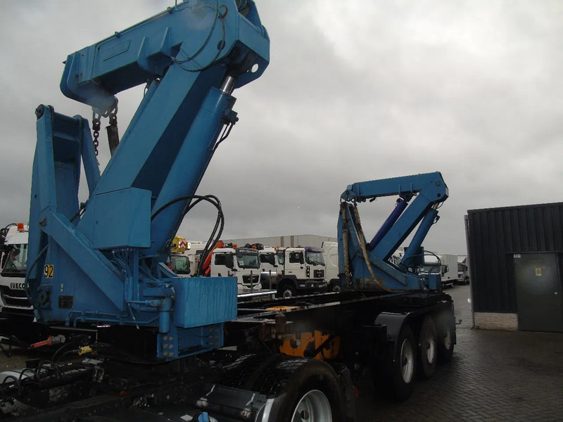 Container transporter/ Swap body semi-trailer KLAUS 20FT + SELF PROPPELED ENGINE + FULLY WORKING: picture 10