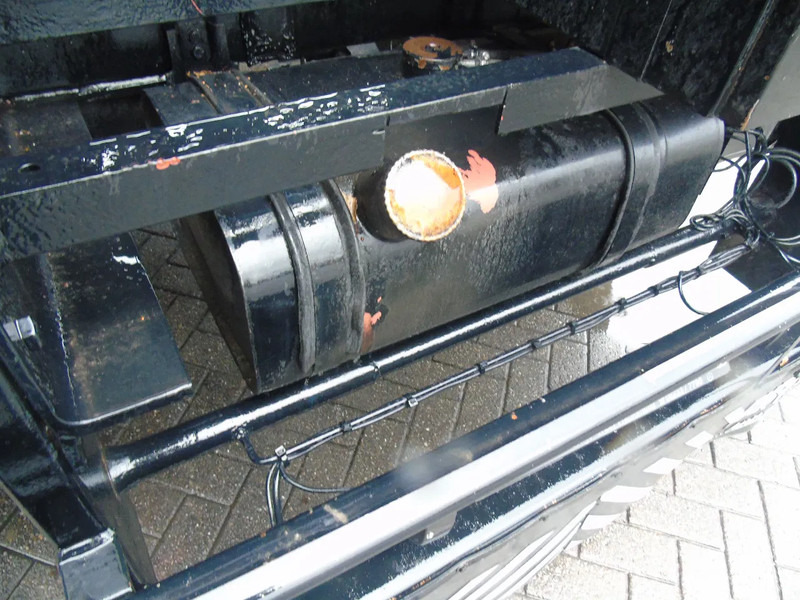 Container transporter/ Swap body semi-trailer KLAUS 20FT + SELF PROPPELED ENGINE + FULLY WORKING: picture 19