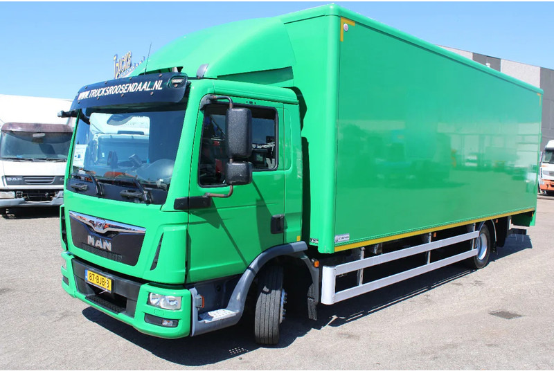 MAN TGL 12.180 + EURO 6 + LIFT + CAMERA - Box truck: picture 2 MAN TGL 12.180 + EURO 6 + LIFT + CAMERA - Box truck: picture 2