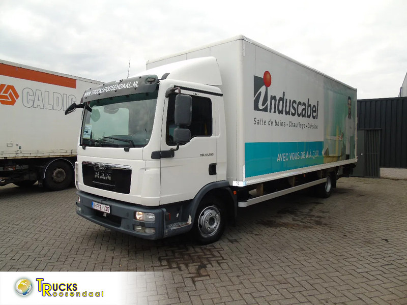 MAN TGL 12.250 + EURO 5 + LIFT - Box truck: picture 1 MAN TGL 12.250 + EURO 5 + LIFT - Box truck: picture 1