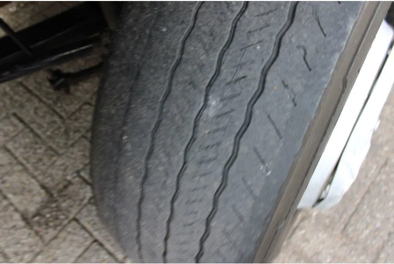 Curtainsider truck MAN TGM 12.250 + EURO 6 + manual + LIFT + BE apk 18-05-2024: picture 12