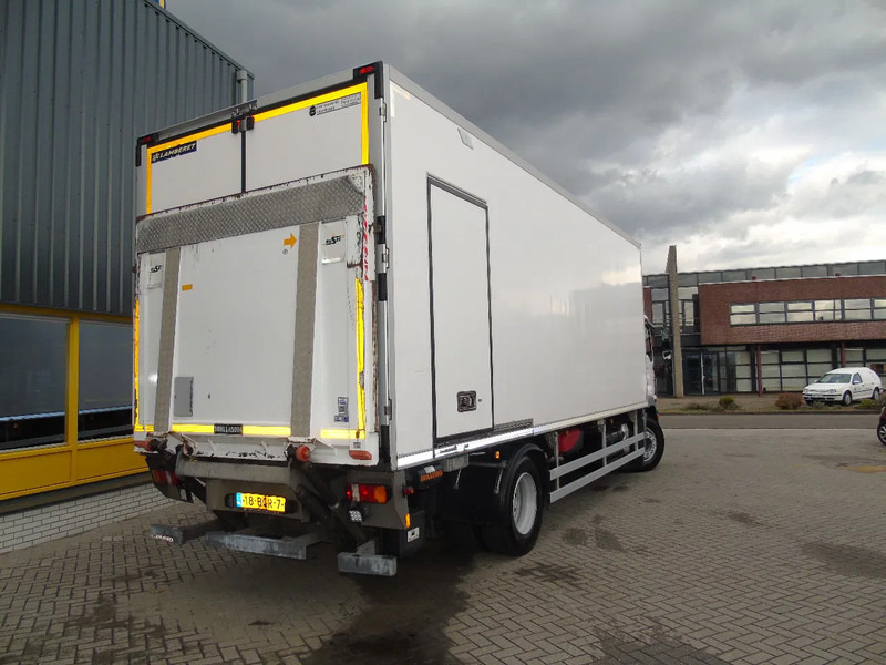 MAN TGM 18.250 + carrier supra 850 + euro 6 + lift + 19T - Refrigerator truck: picture 5 MAN TGM 18.250 + carrier supra 850 + euro 6 + lift + 19T - Refrigerator truck: picture 5