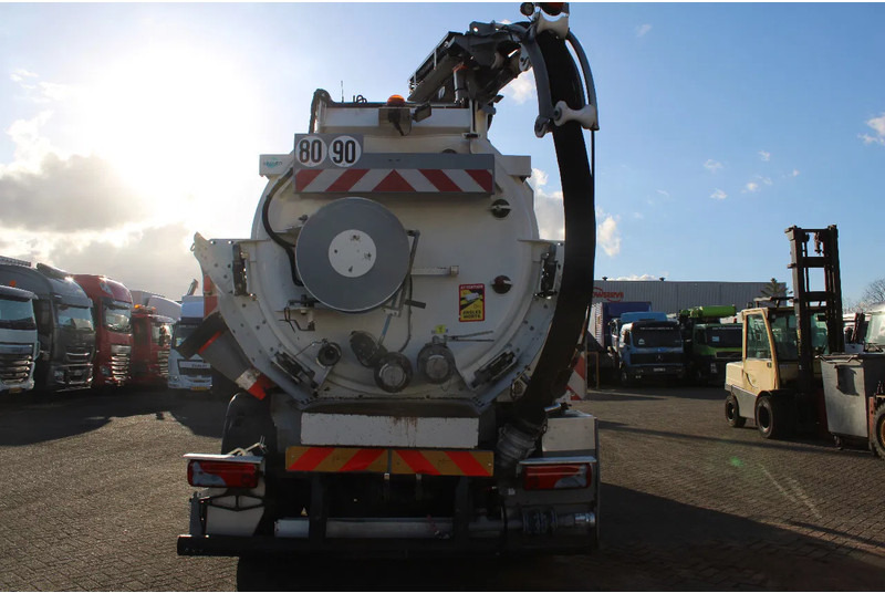 MAN TGM 26.340 + RIVARD 11.8M3 + PUMP + EURO 6 - Vacuum truck: picture 5 MAN TGM 26.340 + RIVARD 11.8M3 + PUMP + EURO 6 - Vacuum truck: picture 5