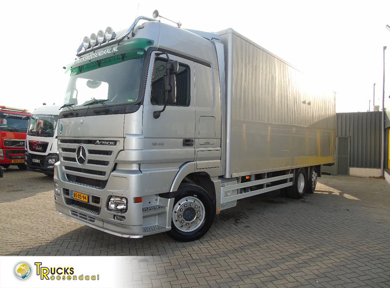 Mercedes-Benz Actros 2546 + 6X2 STEERING + LIFT + 2.85 HEIGHT - Box truck: picture 1 Mercedes-Benz Actros 2546 + 6X2 STEERING + LIFT + 2.85 HEIGHT - Box truck: picture 1