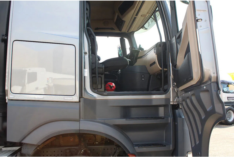 Crane truck Mercedes-Benz Arocs 2858 + PALFINGER S260Z96 (2022) + 6X4: picture 16 Crane truck Mercedes-Benz Arocs 2858 + PALFINGER S260Z96 (2022) + 6X4: picture 16