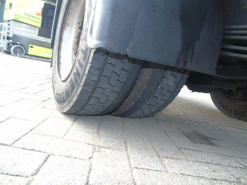 Box truck Mercedes-Benz Vario 813 811 + MANUAL + EURO 1: picture 19 Box truck Mercedes-Benz Vario 813 811 + MANUAL + EURO 1: picture 19