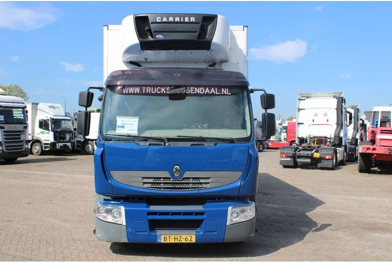Renault Premium 280 + Euro 5 + Carrier Supra 950Mt + Dhollandia Lift - Refrigerator truck: picture 2 Renault Premium 280 + Euro 5 + Carrier Supra 950Mt + Dhollandia Lift - Refrigerator truck: picture 2