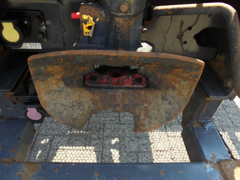 Dropside/ Flatbed truck Scania R730 V8 + Euro 5 + Loglift 115Z + 6X4: picture 19 Dropside/ Flatbed truck Scania R730 V8 + Euro 5 + Loglift 115Z + 6X4: picture 19