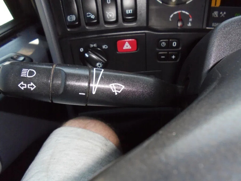 Dropside/ Flatbed truck Scania R730 V8 + Euro 5 + Loglift 115Z + 6X4: picture 16 Dropside/ Flatbed truck Scania R730 V8 + Euro 5 + Loglift 115Z + 6X4: picture 16